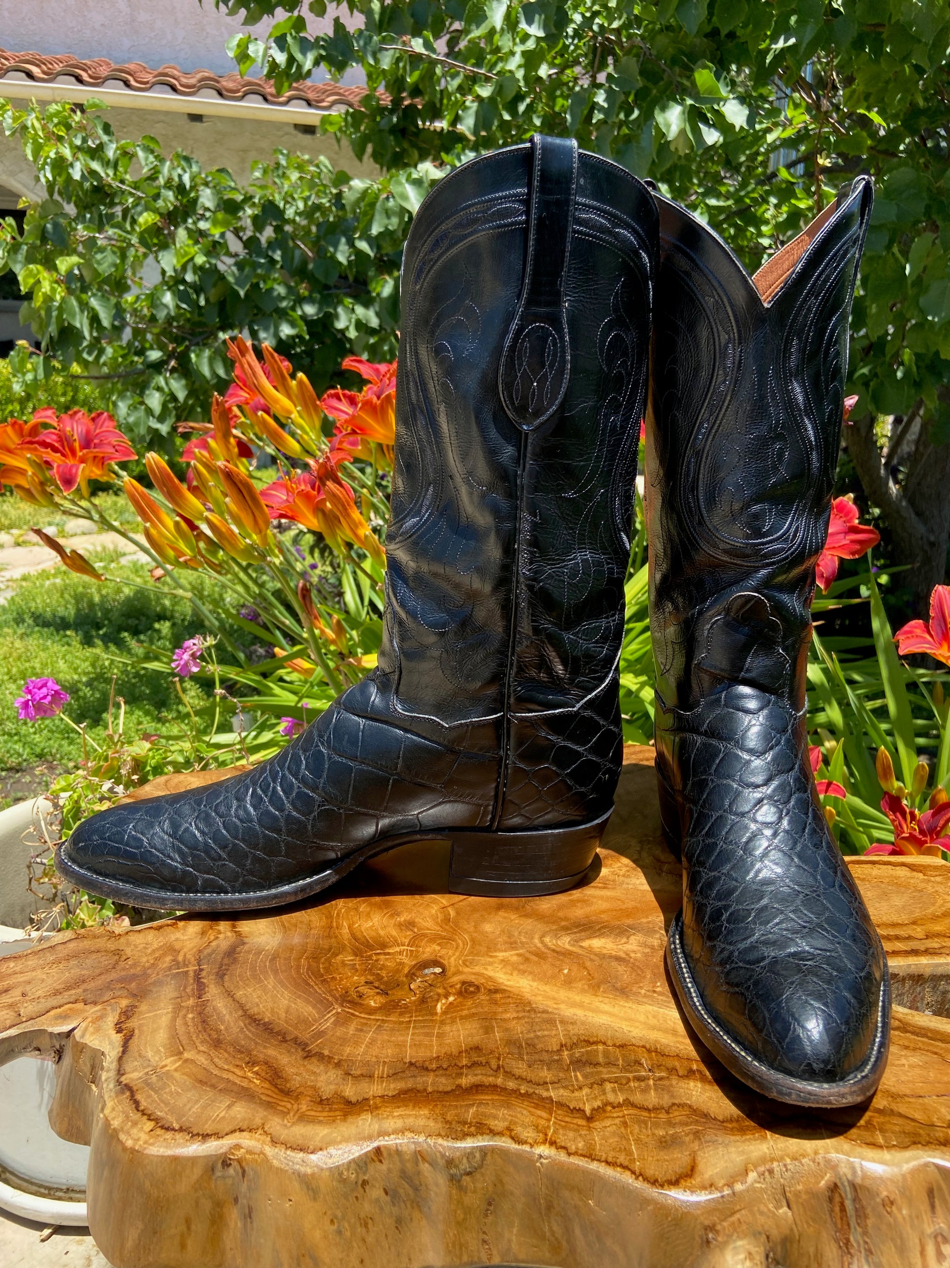 tony lama caiman boots