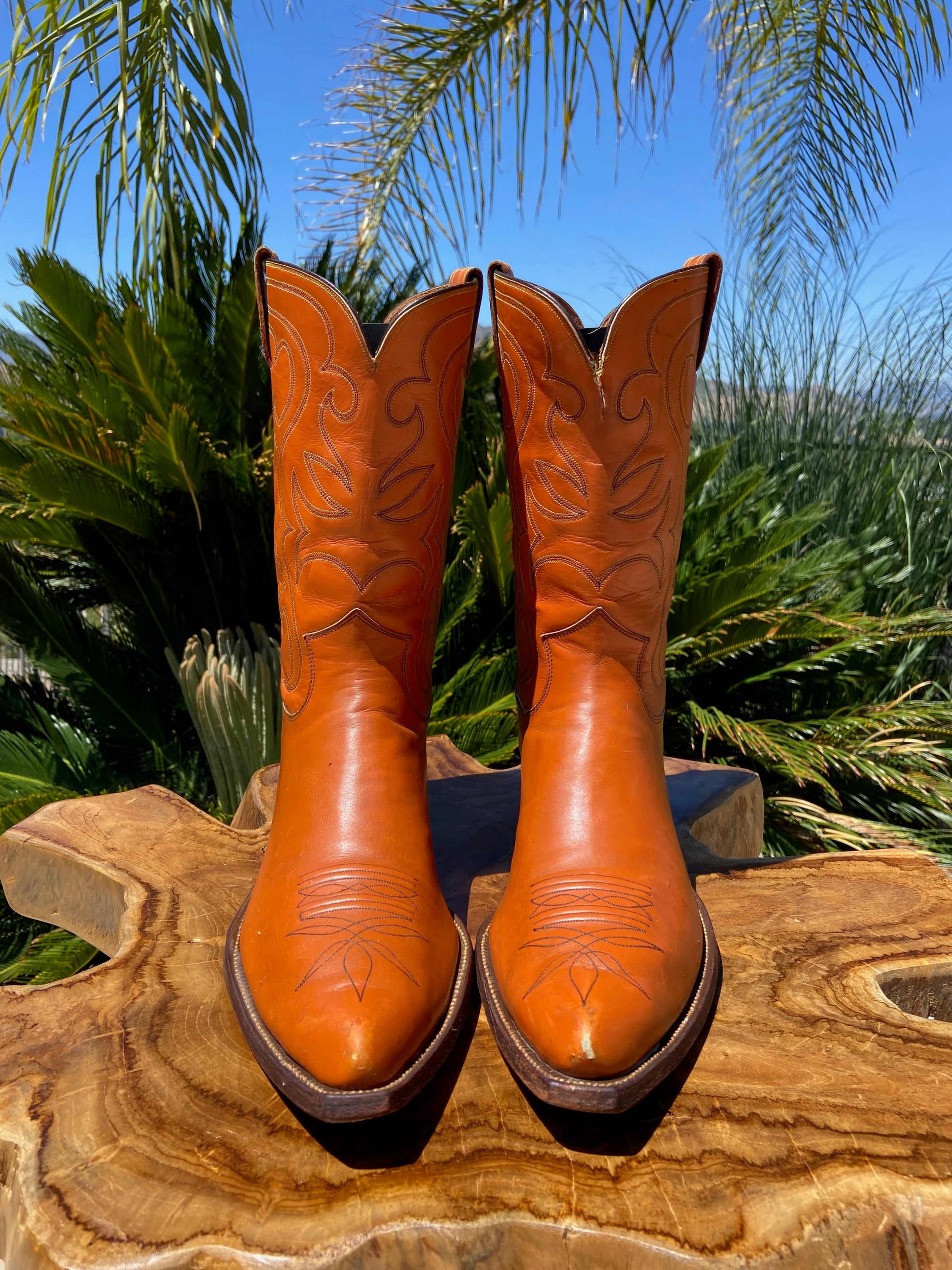 hyer cowboy boots