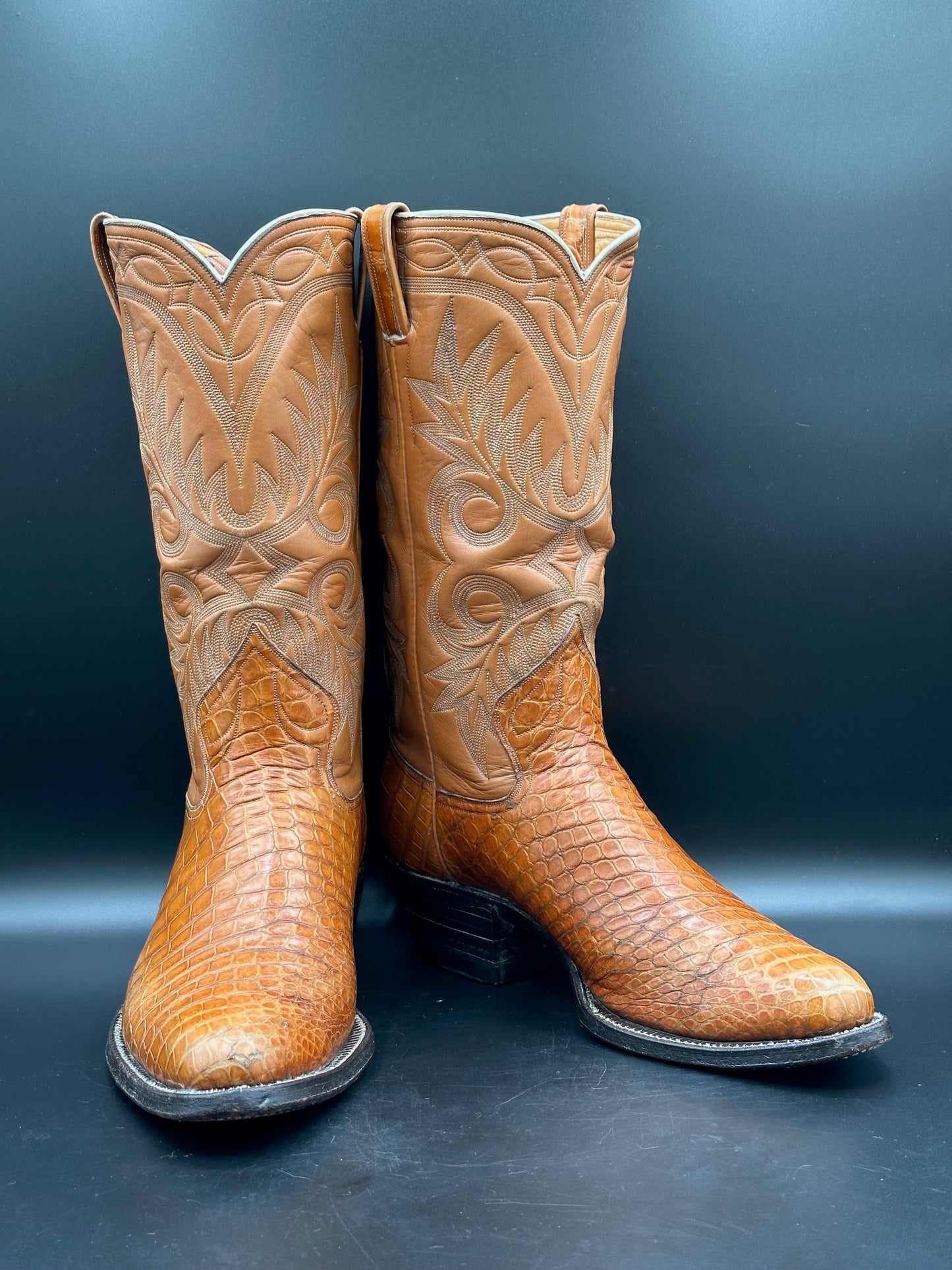 Griffith-Blucher Custom Alligator Cowboy Boots size 9 D