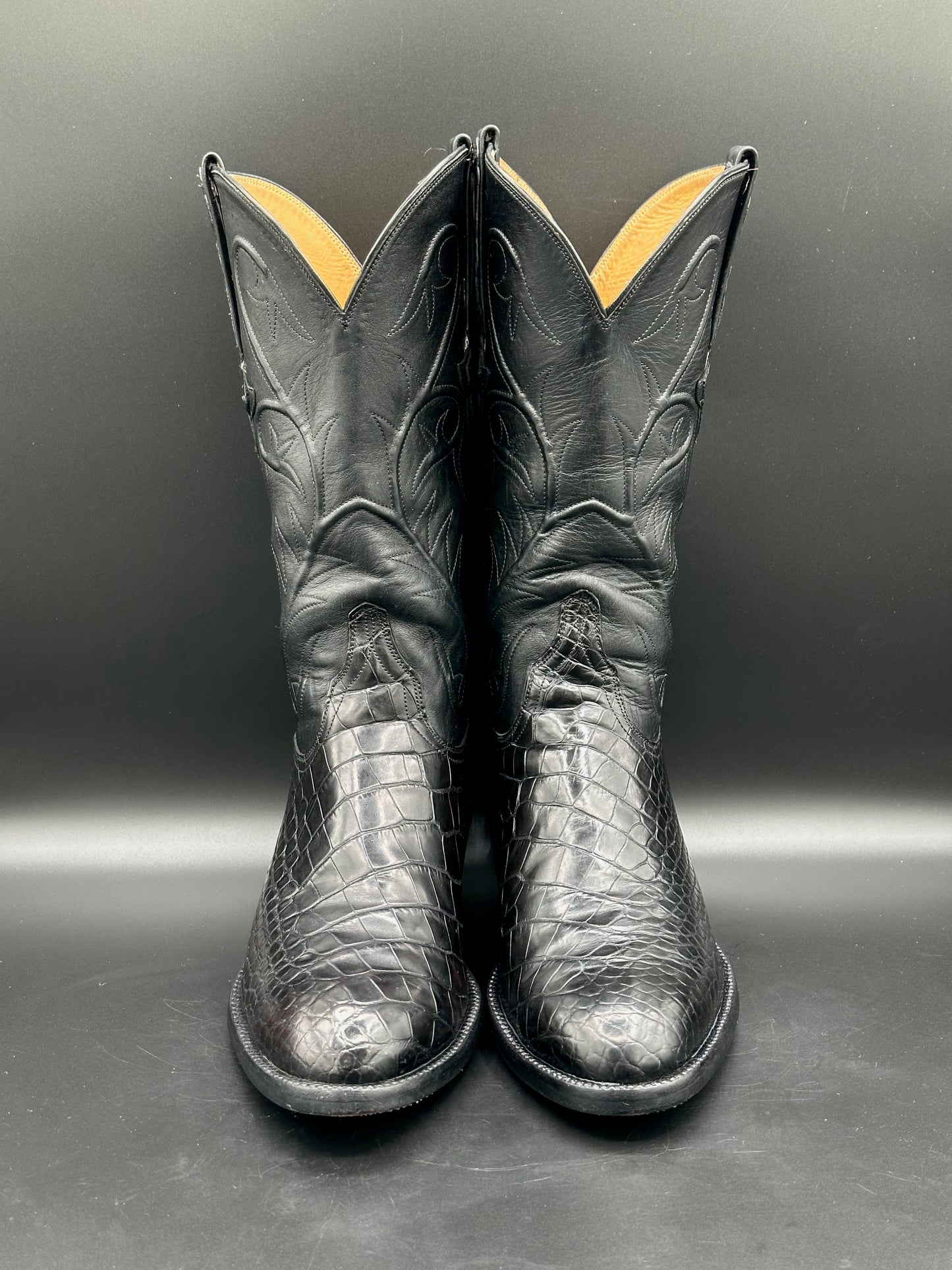 Lucchese Bias Cut American Alligator size 8 E