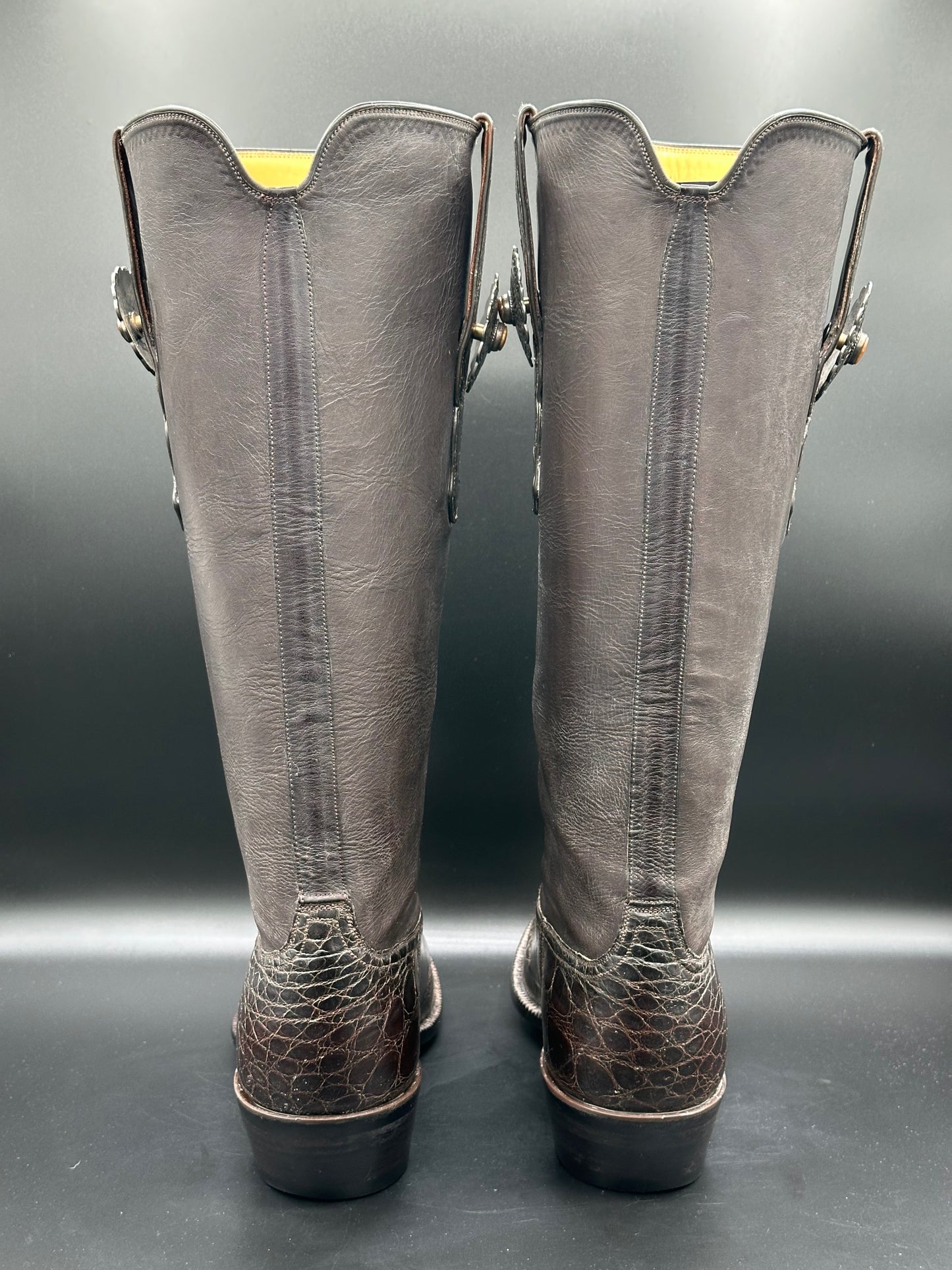 TO Stanley Custom Regal American Alligator w/ Sterling Silver Conchos size 9.5 D